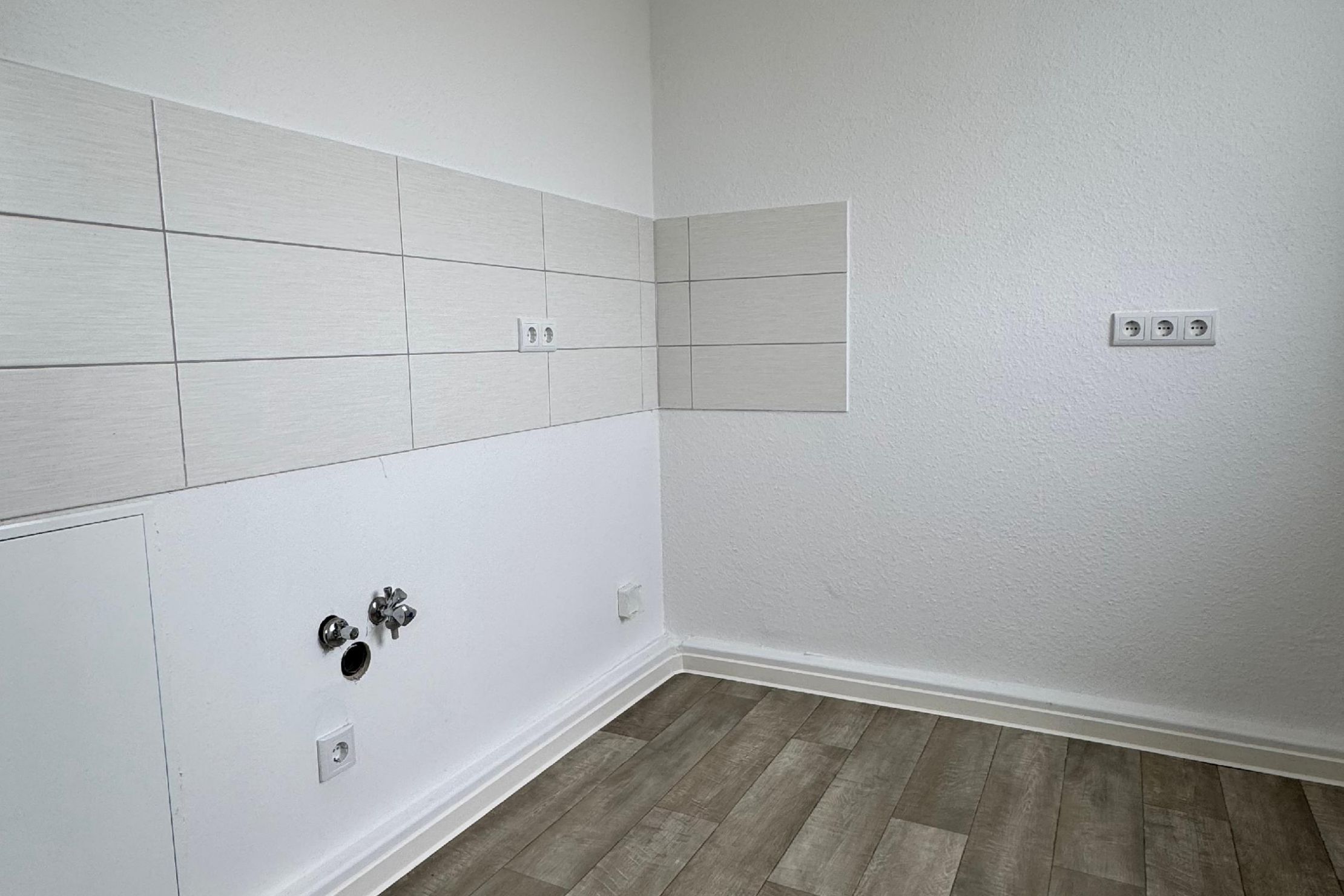 Hintergrundbild Angebot Wohnungsangebot Hermann-Hesse-Straße 19