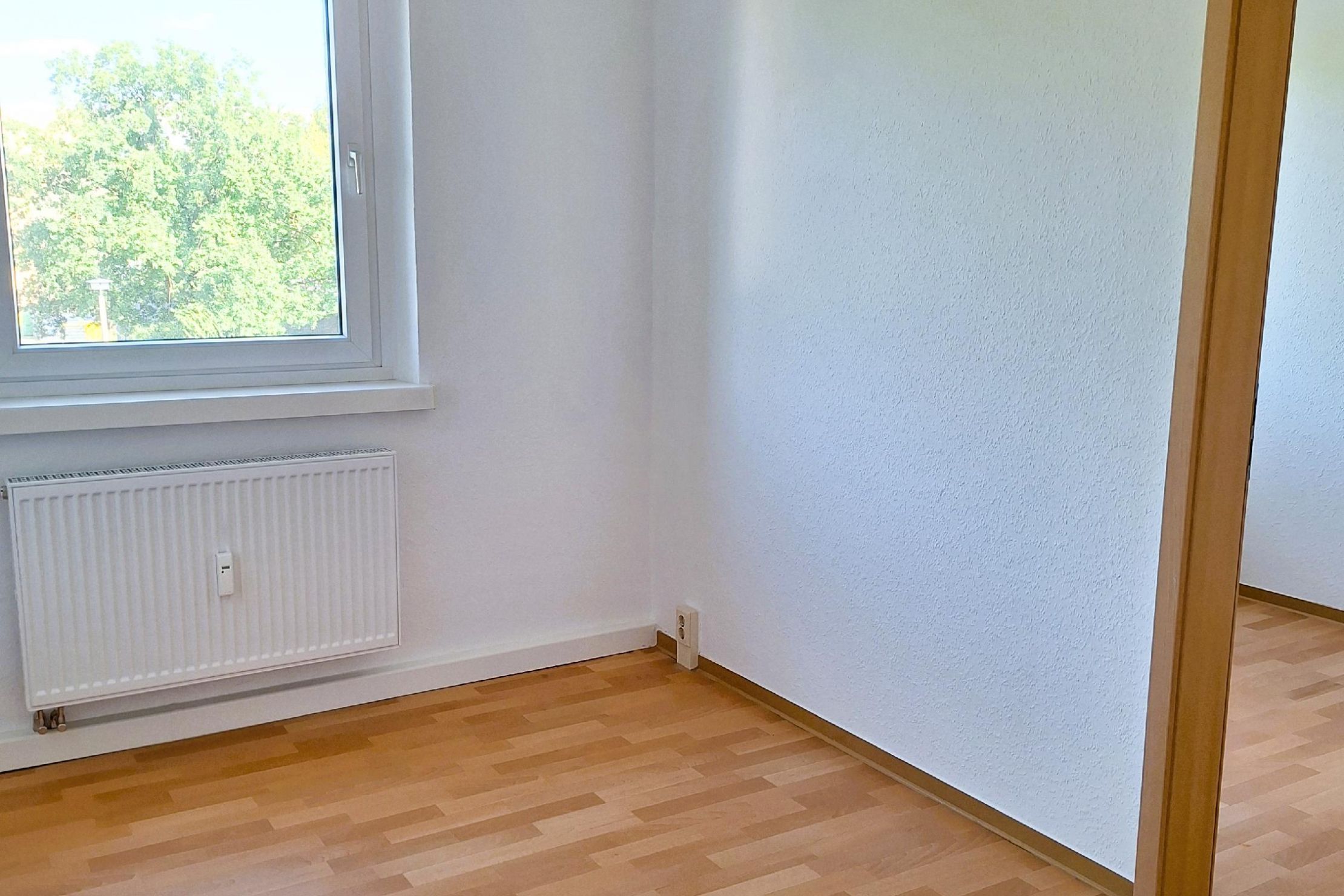 Hintergrundbild Angebot Komfortable kleine 4-Raum-Wohnung!