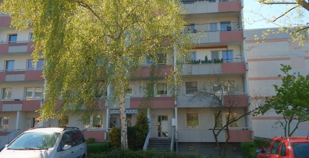 Ansicht Angebot Großzügige 1-Raum-Wohnung mit Wohnküche!