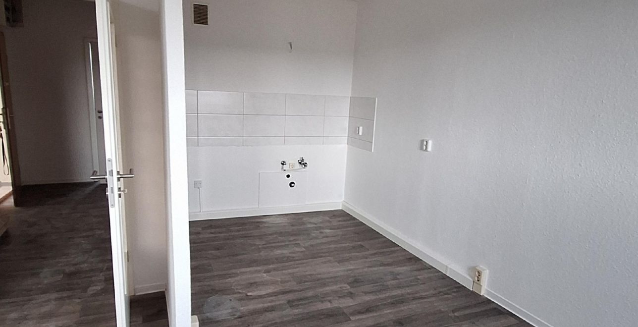Ansicht Angebot Helle 2-Raum-Wohnung mit großem Balkon