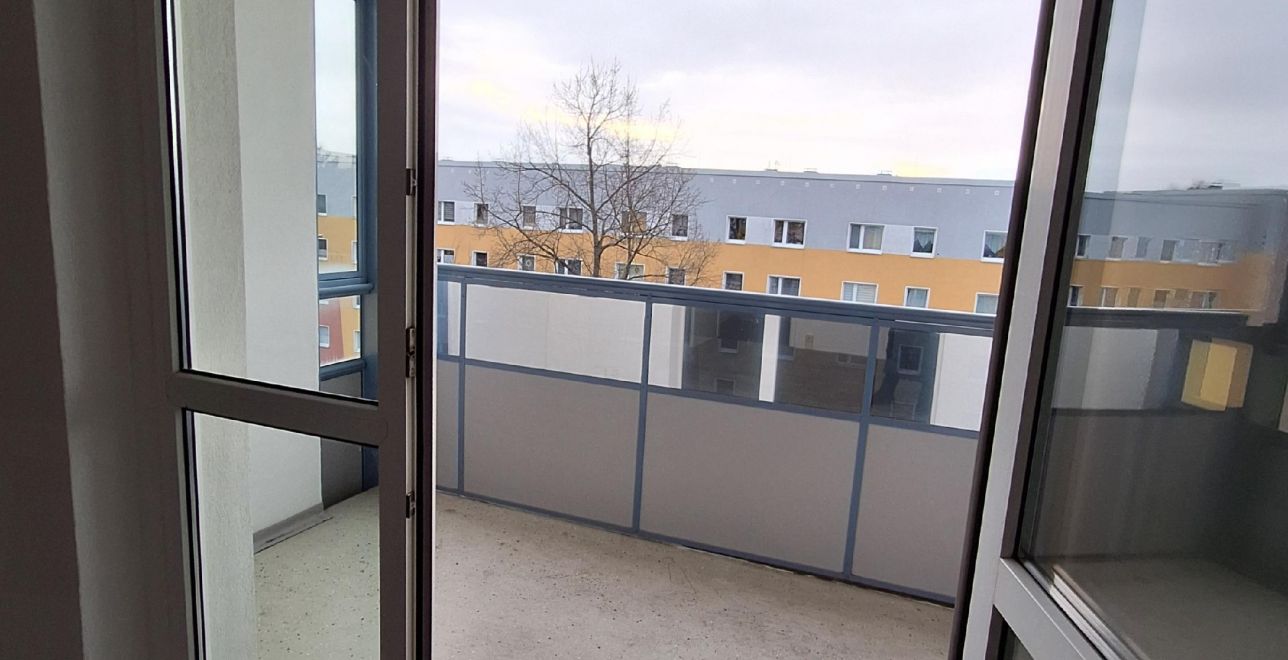 Ansicht Angebot Helle 2-Raum-Wohnung mit großem Balkon-Übernahme EBK möglich
