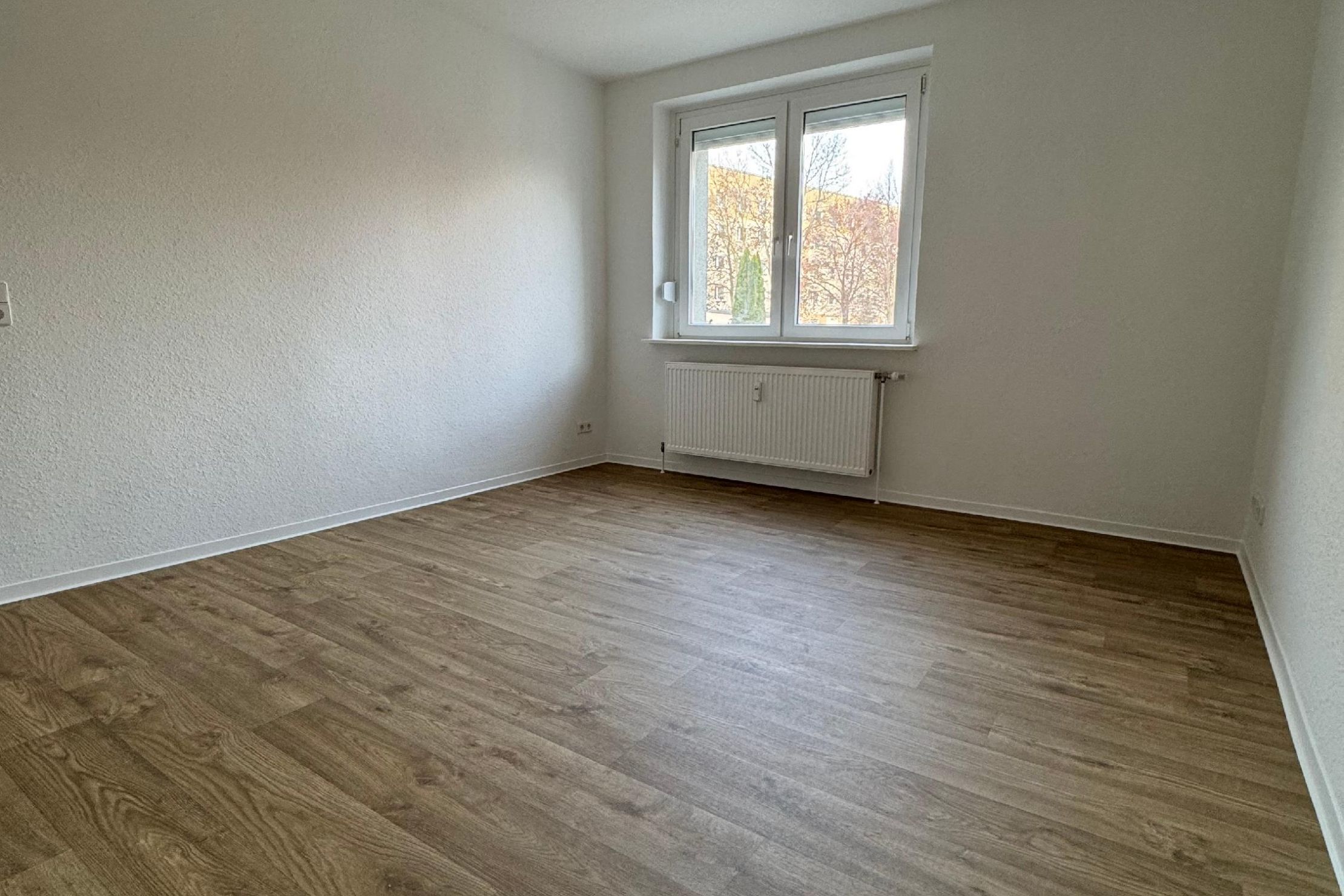 Hintergrundbild Angebot Wohnungsangebot Schilfbreite 37