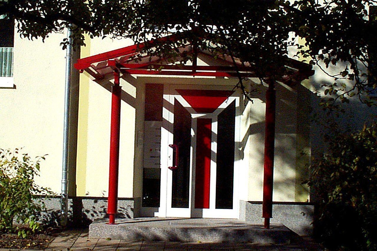 Hintergrundbild Angebot Geräumige 3-Raum-Wohnung!