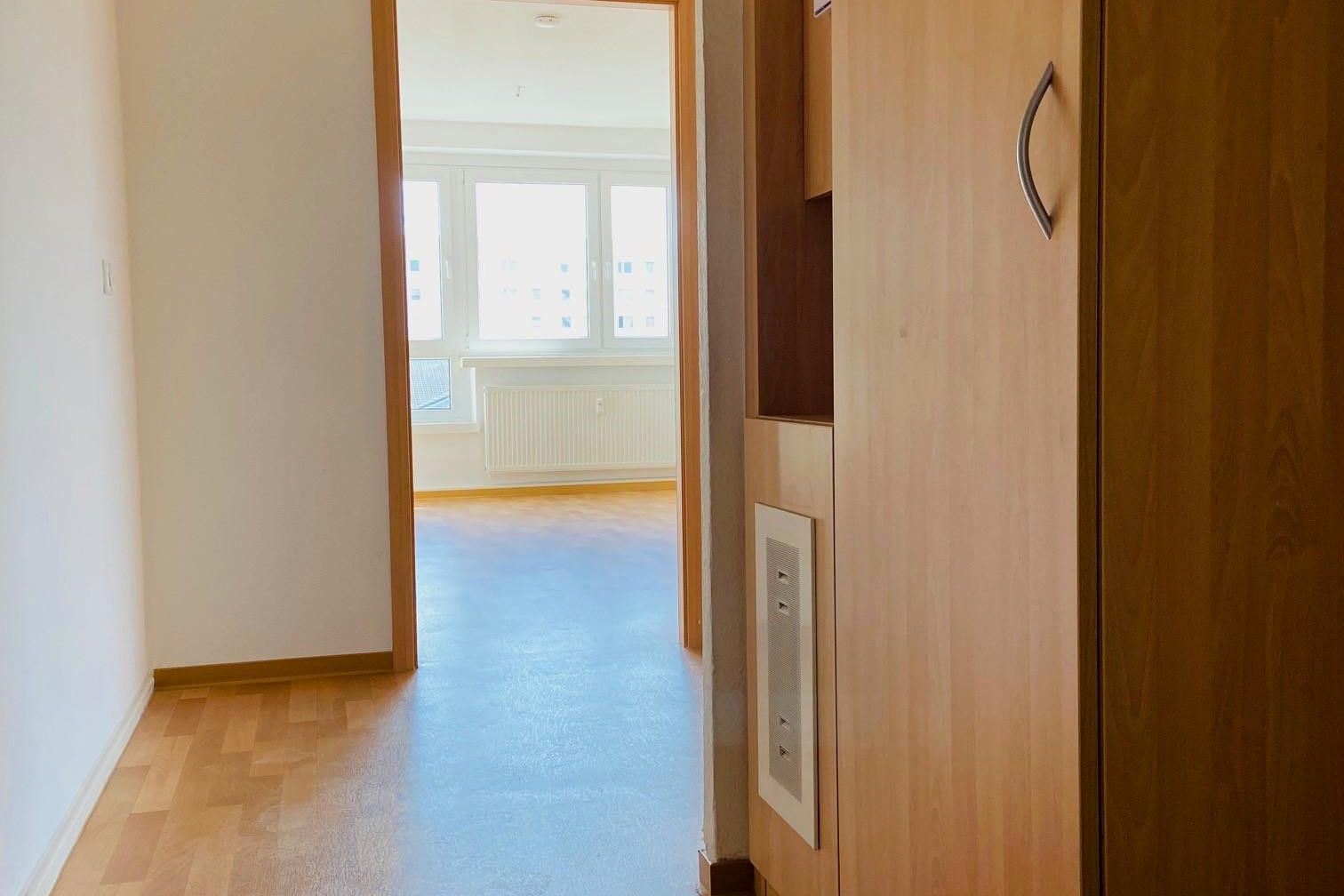 Hintergrundbild Angebot Großzüge 2-Raum-Wohnung mit toller Wohnküche!