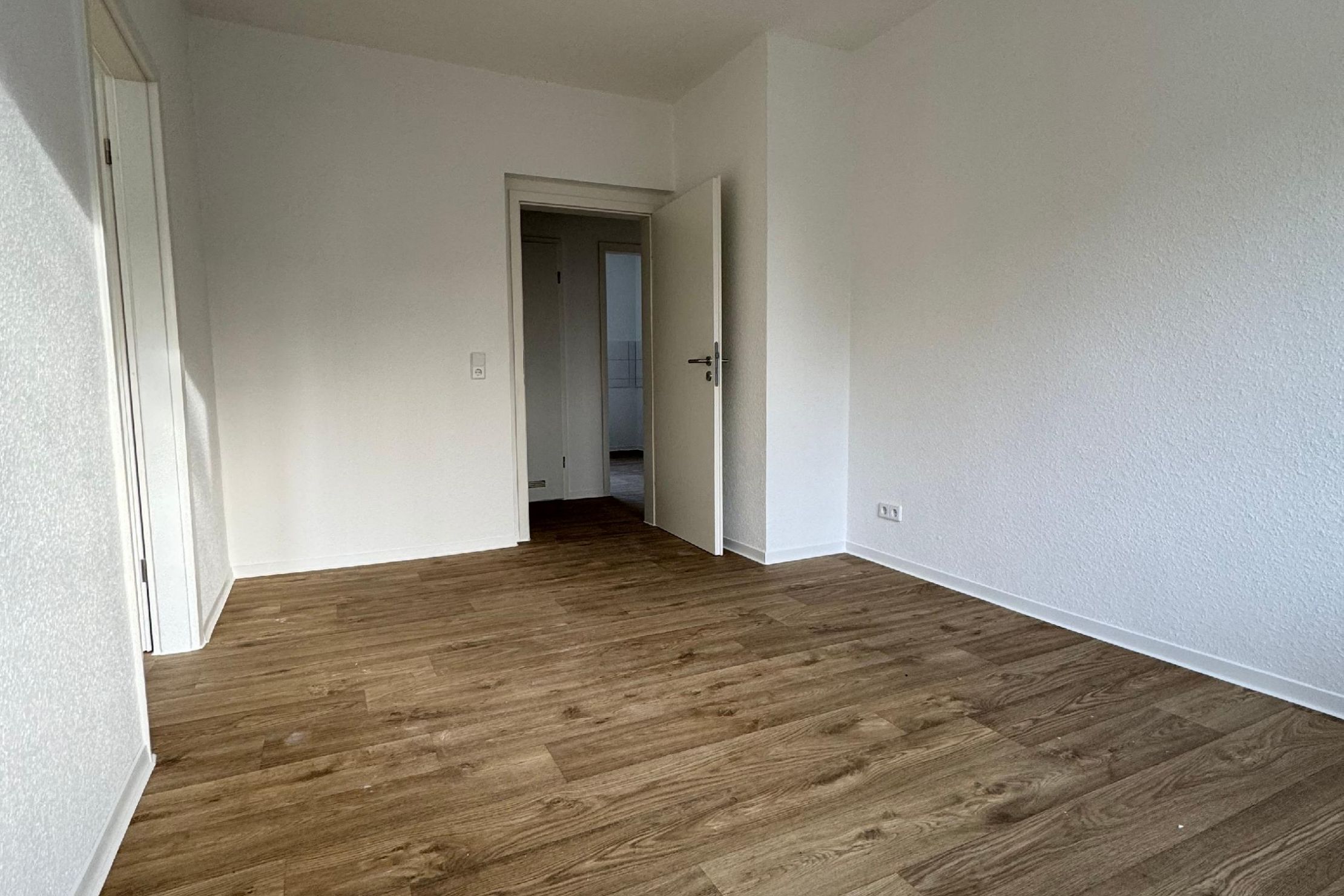 Hintergrundbild Angebot Wohnungsangebot Schilfbreite 37