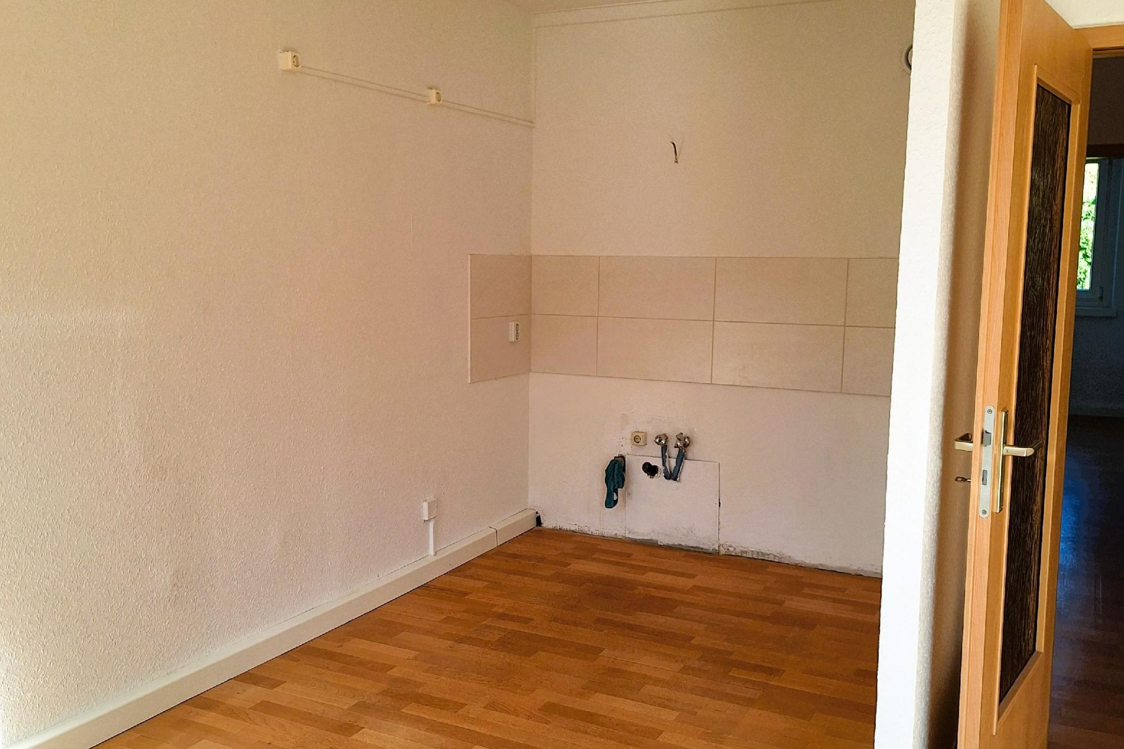 Hintergrundbild Angebot Komfortable kleine 4-Raum-Wohnung!
